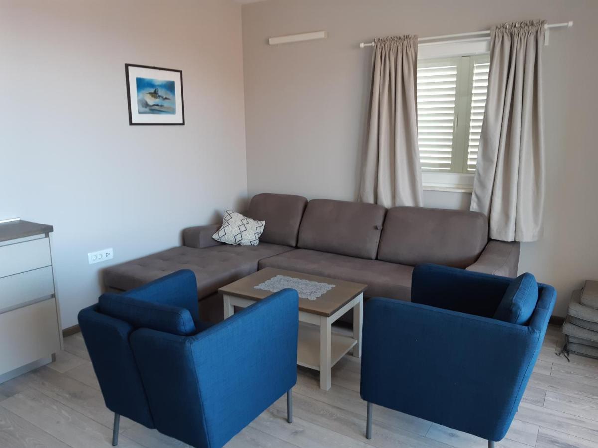 Apartment Lizzi. Trogir Eksteriør billede