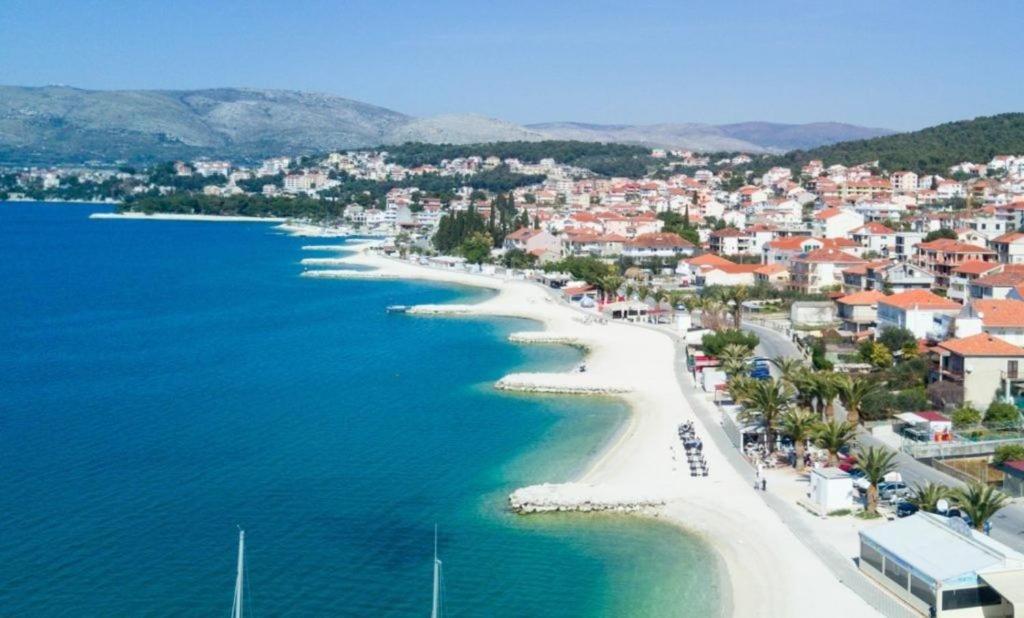 Apartment Lizzi. Trogir Eksteriør billede